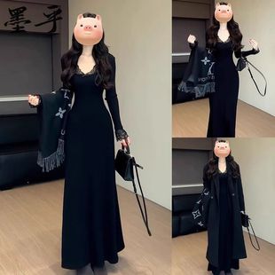 长裙 保暖打底配大衣收腰显瘦修身 赫本蕾丝长袖 连衣裙黑色秋冬新款