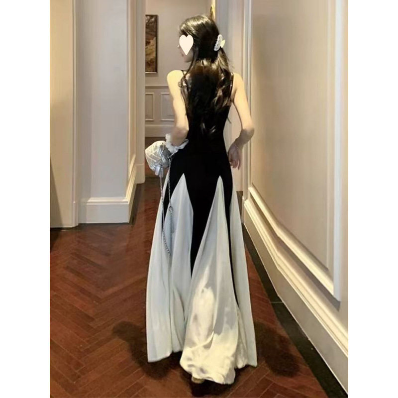 法式时尚感黑白拼接吊带连衣裙赫本风漂亮独特气质收腰a字长裙夏