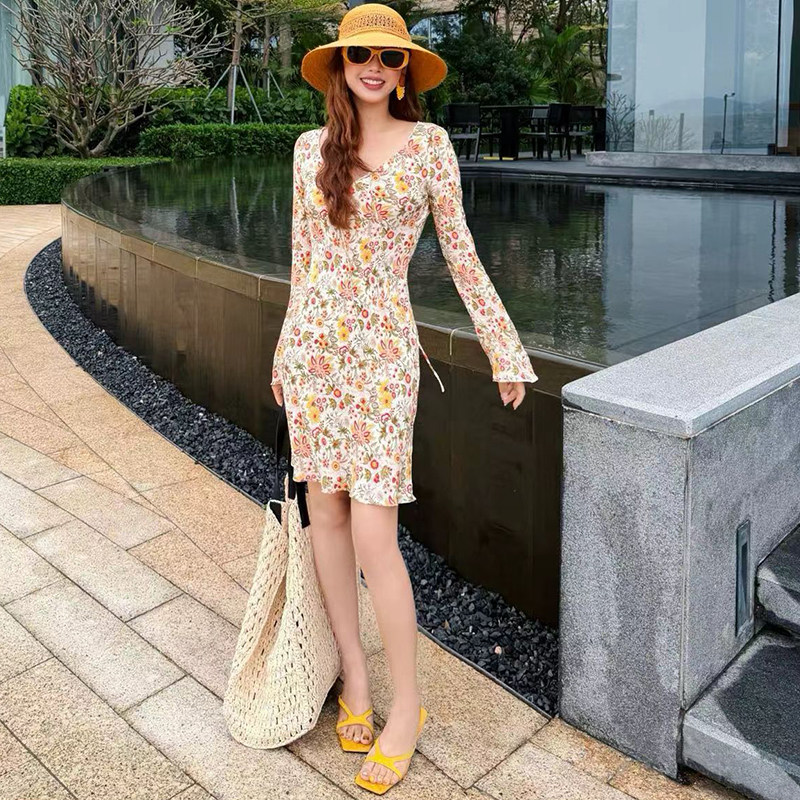 夏季新款高端重磅真丝碎花裙子优雅法式轻奢小众设计桑蚕丝连衣裙