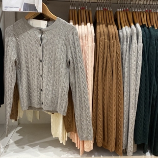 471612 新款 毛衣外套休闲空调衫 纽花圆领针织开衫 481477 女装