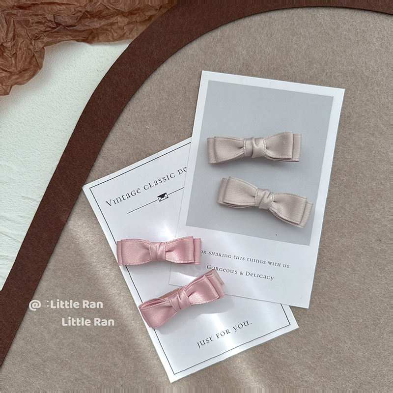 宝宝左右对夹蝴蝶结发饰