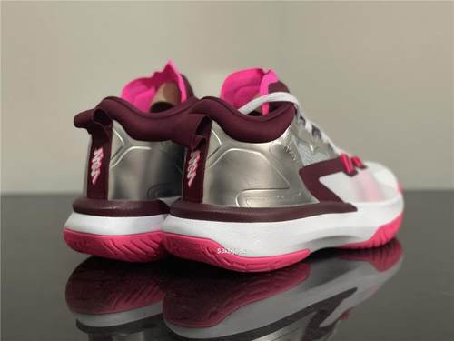 airJordan男子缓震篮球鞋舒适