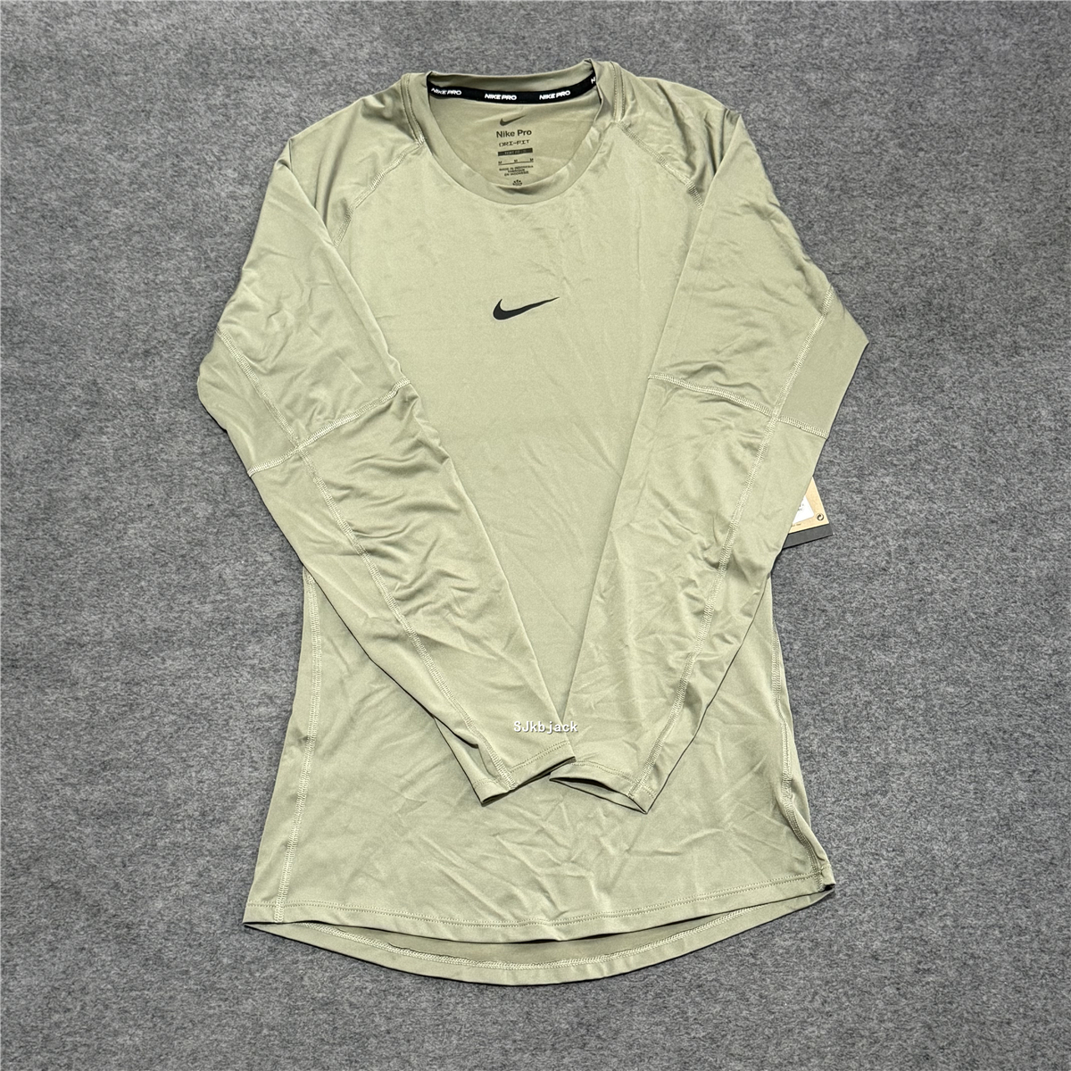 耐克男运动休闲训练圆领长袖T恤