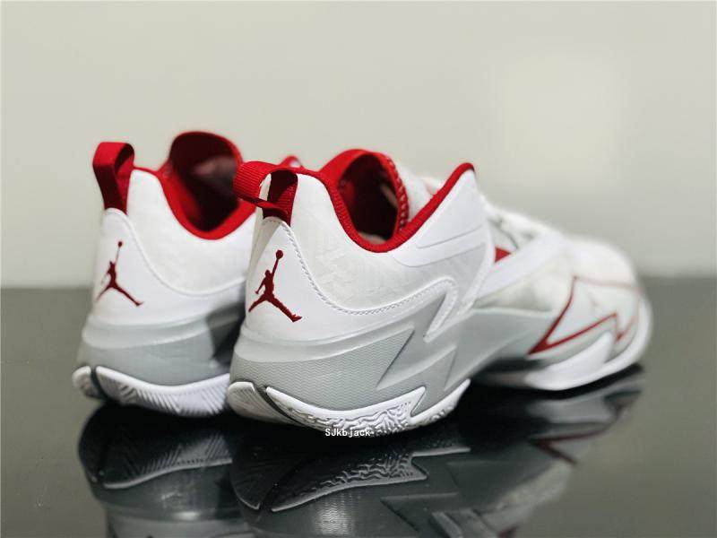 AIRJORDAN缓震实战篮球鞋