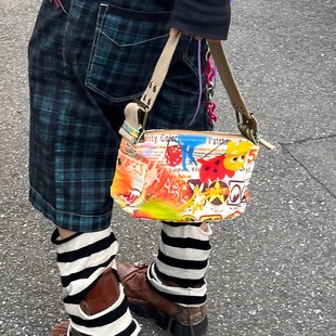 官方正品 朋克复古街头涂鸦做旧单肩宽带腋下包 KAGA