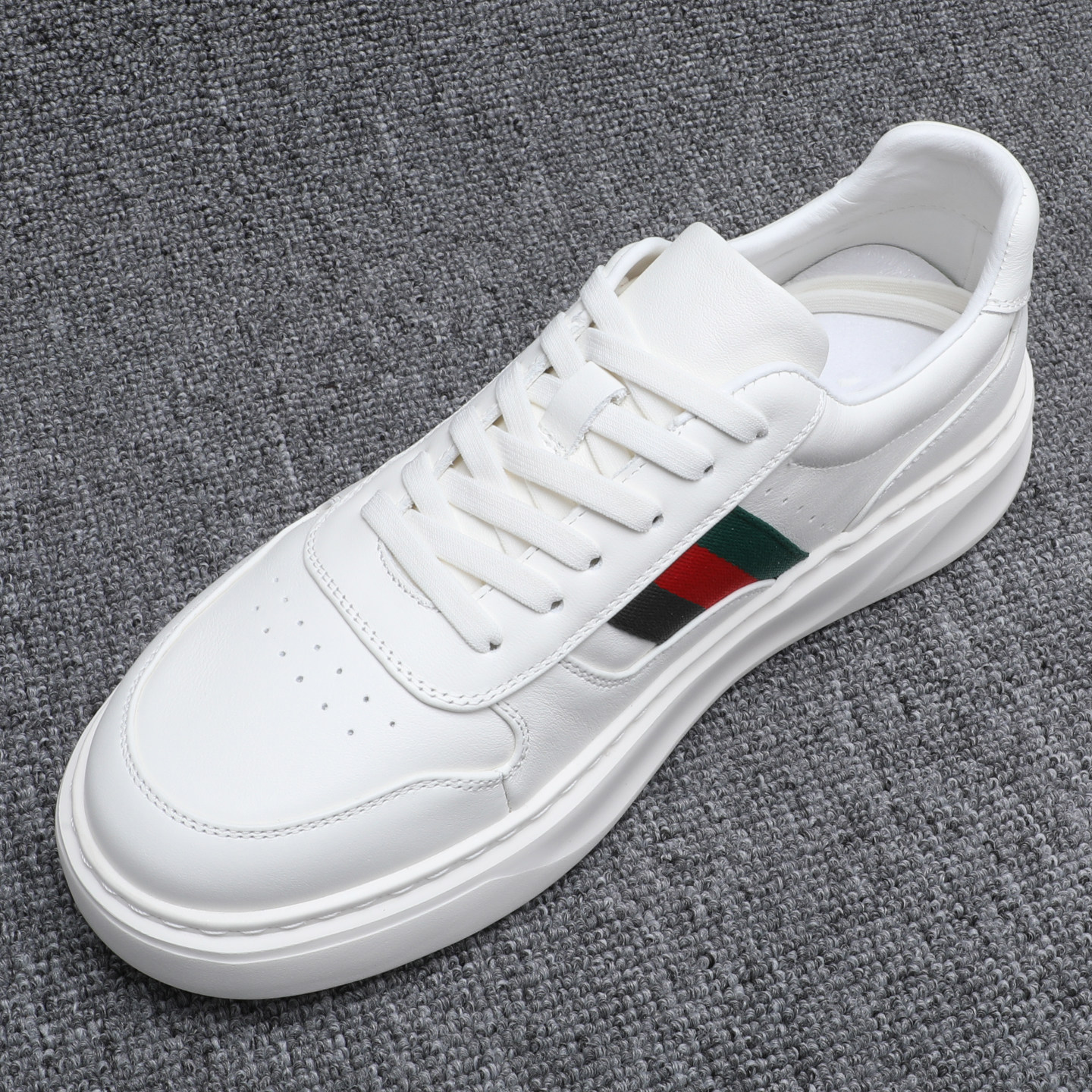 男款真皮小白鞋春季新款增高休闲板鞋男潮流百搭系带透气休闲男鞋,流行男鞋,休闲板鞋,淘宝优惠券,粉丝福利购,淘宝优惠卷