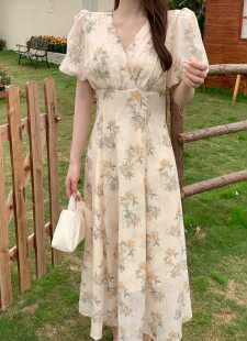 V领高腰显瘦泡泡袖 韩国ulzzang夏季 气质时尚 法式 碎花连衣裙女 新款