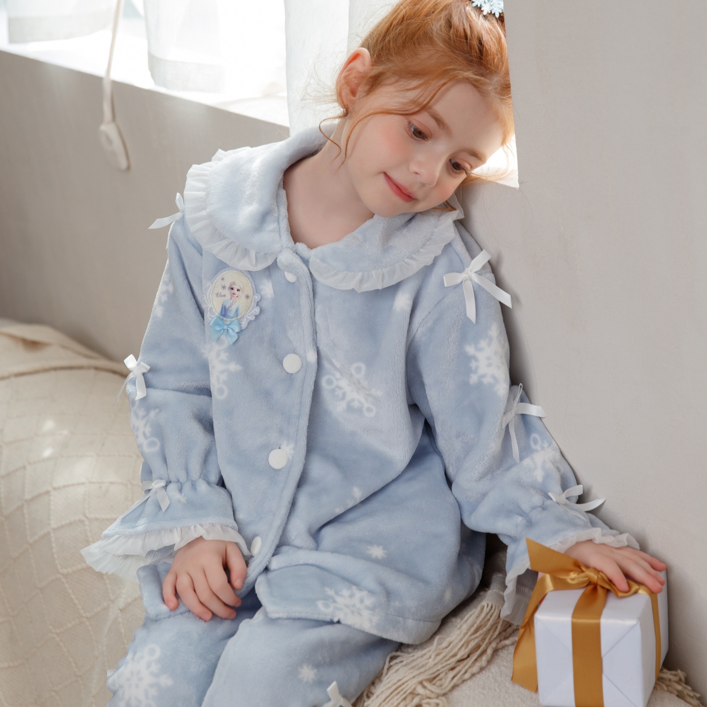 女童爱莎珊瑚绒家居服睡衣套装