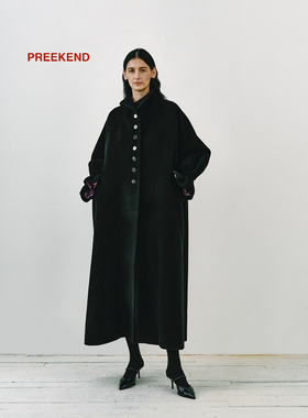 Preekend 100%羊毛黑色撞紫内衬小翻领A型宽松大衣