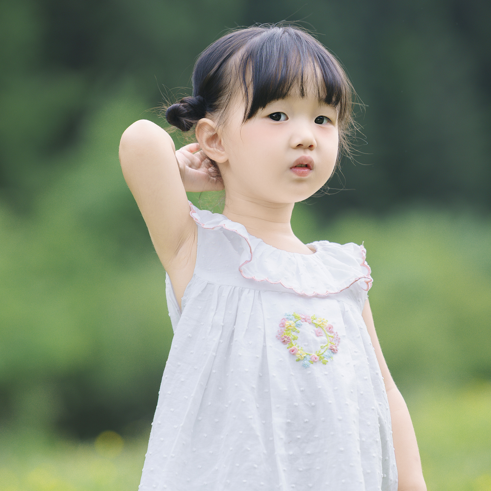 薄软透气重工艺手工刺绣3色可选