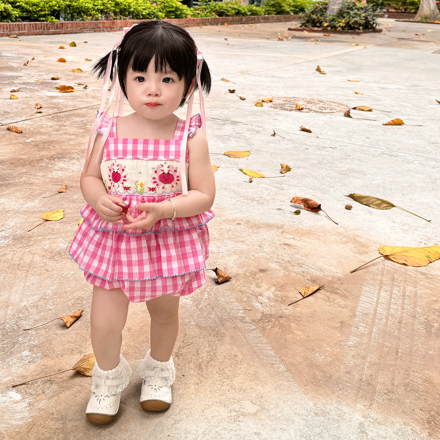 夏女童螃蟹手工打揽纯棉套装哈衣