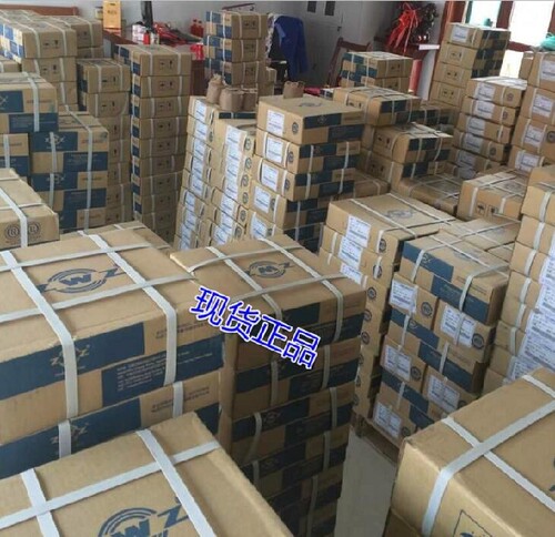 ZWZ轴承 瓦房店轴承 22211CA/W33 3511K 55*100*25 P5级别