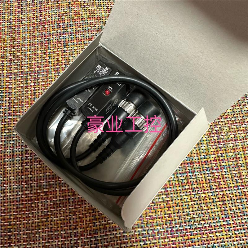 全新欧姆龙传感器E3S-AT31-M1J.E3ZM-CT61-M1TJ.E3ZM-CT81-M1TJ
