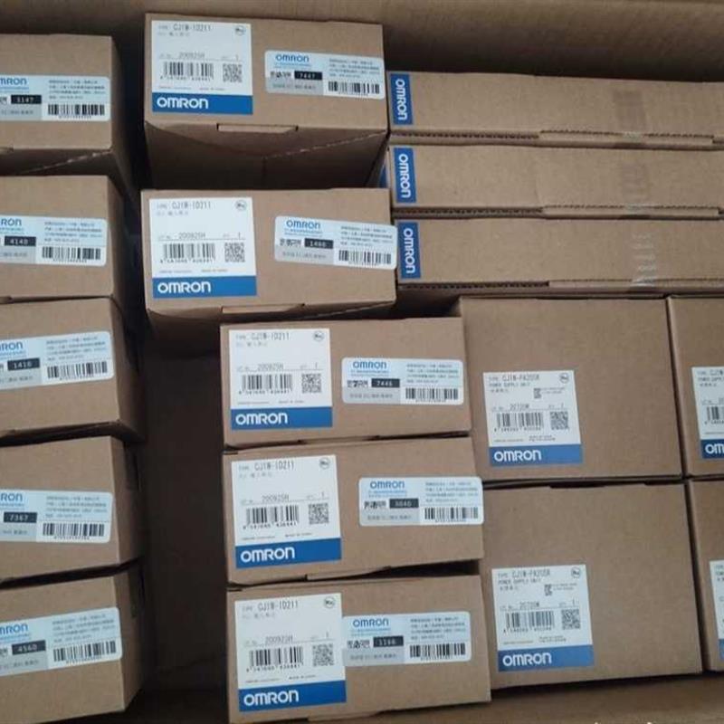 全新欧姆龙OMRON CS1W-CN713 CS1W-10211原装正品