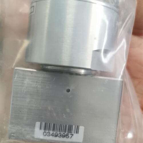 APTech Ak3542S  2P 4BR 4BR隔膜阀。全新