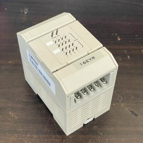 全新PLC扩展模块TP03-16EYR/16EMR/16EXD/8EYR/8EMR/8EXD询价