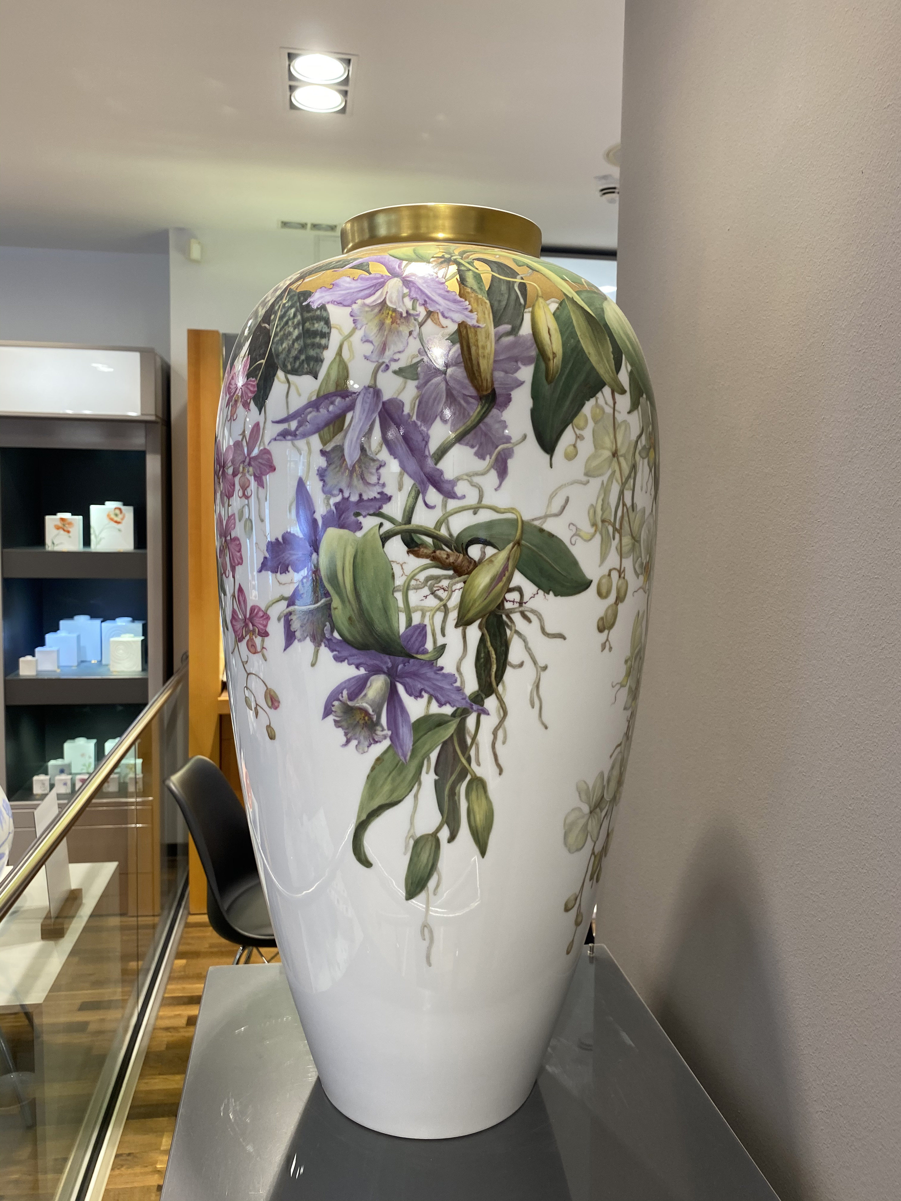 KPM Berlin 手绘兰花花瓶