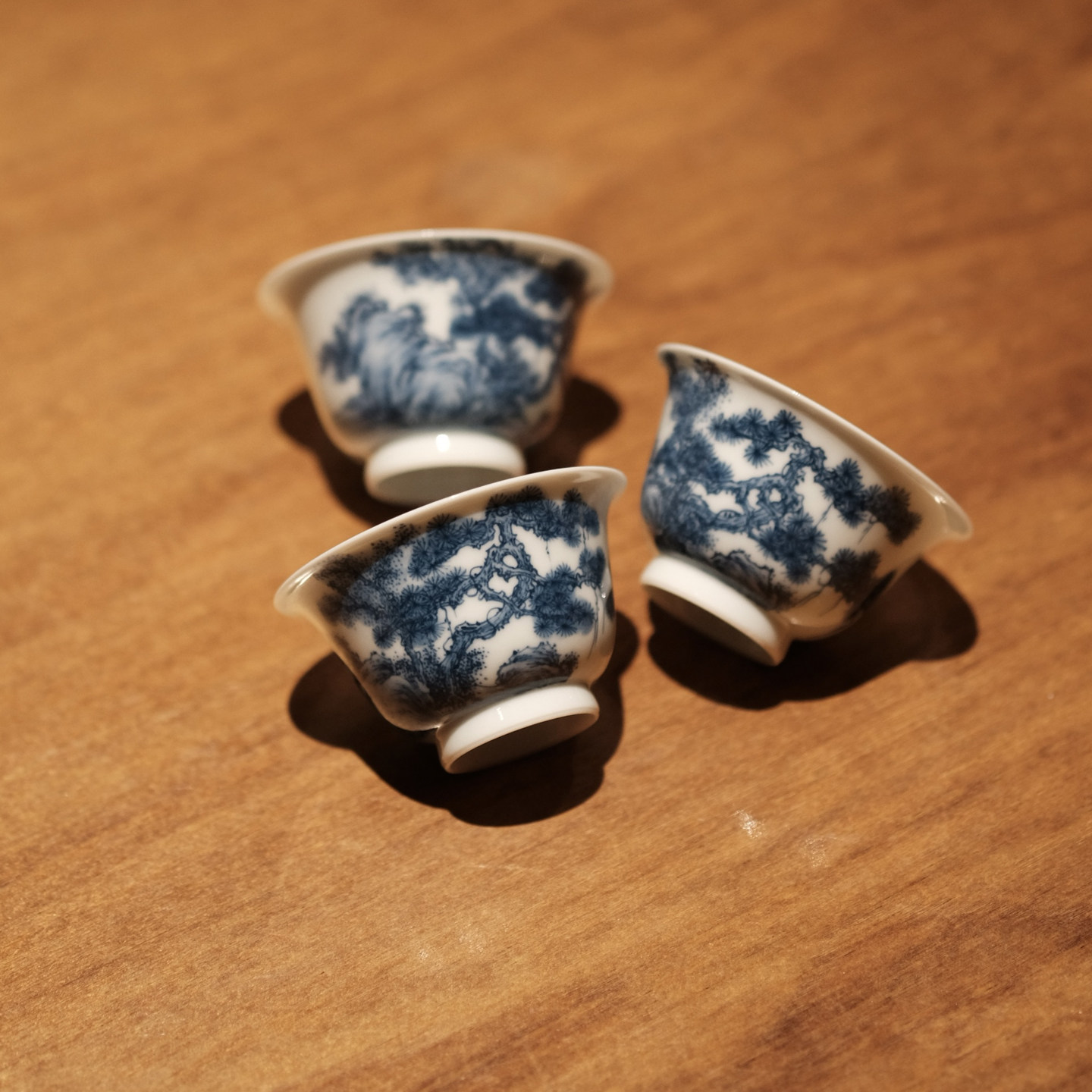半斋青花若深三客杯景德镇手绘陶瓷功夫茶具品岩茶杯三只装小套杯