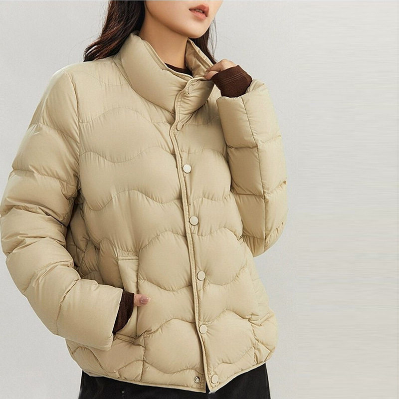 平湖羽绒服女女装新款短款鸭绒韩版羽绒服批发
