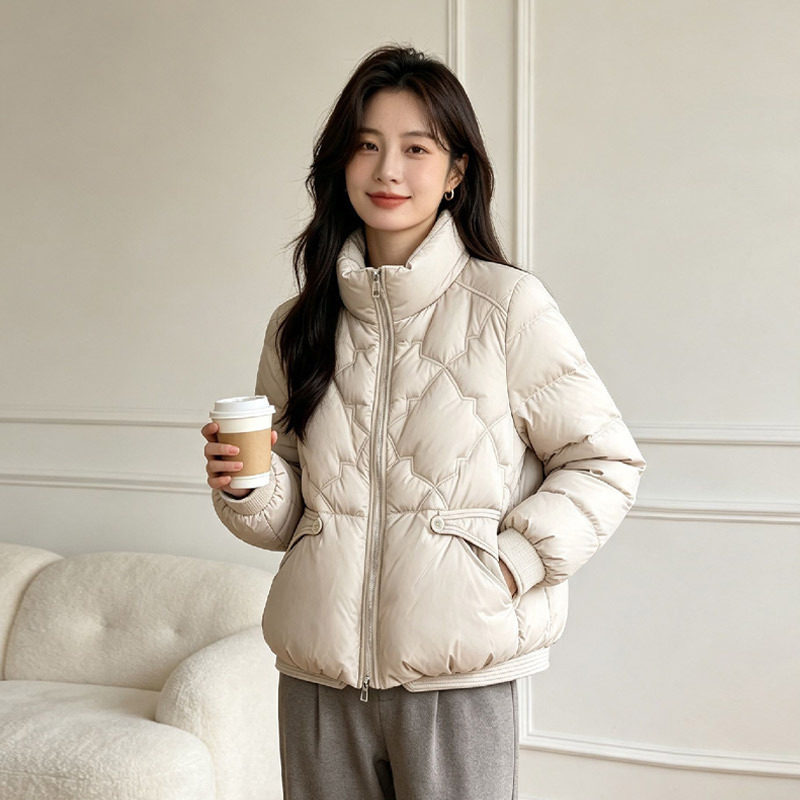 羽绒服女短款新款冬季韩版休闲女装白鸭绒服立领外套批发