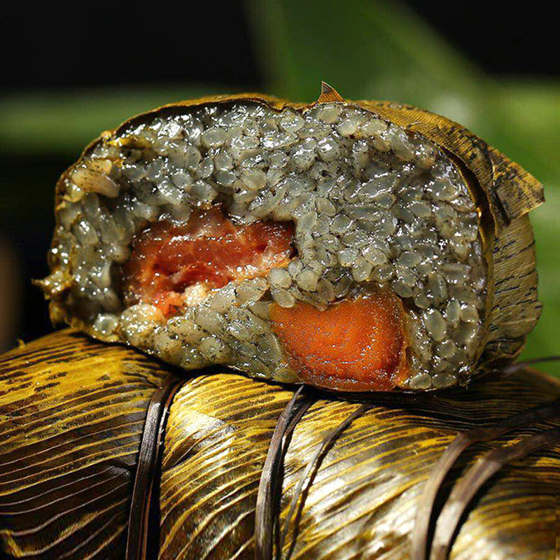 贵州特产兴义贞丰熊大妈灰粽子新鲜手工蛋黄鲜肉粽板栗糯米粽粑