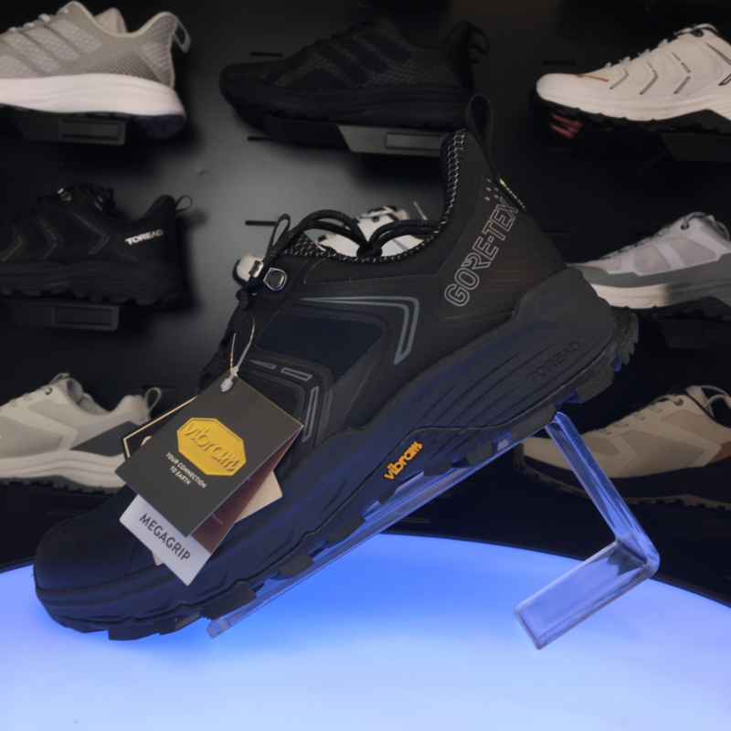 探路者24春夏情侣GORE-TEX防水时尚休闲徒步鞋TFAAAM81203/82203,户外/登山/野营/旅行用品,户外休闲鞋,淘宝优惠券,粉丝福利购,淘宝优惠卷