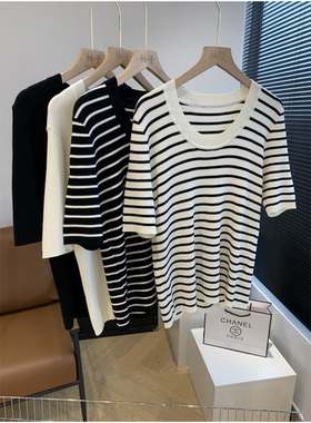 炸裂好穿！敲舒fu~轻奢黑白条纹冰丝上衣薄款短袖T恤女2024春季新