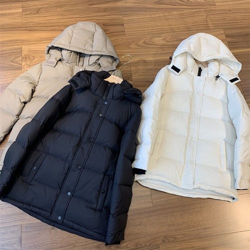 90白鹅绒蓬松保暖女连帽羽绒服冬