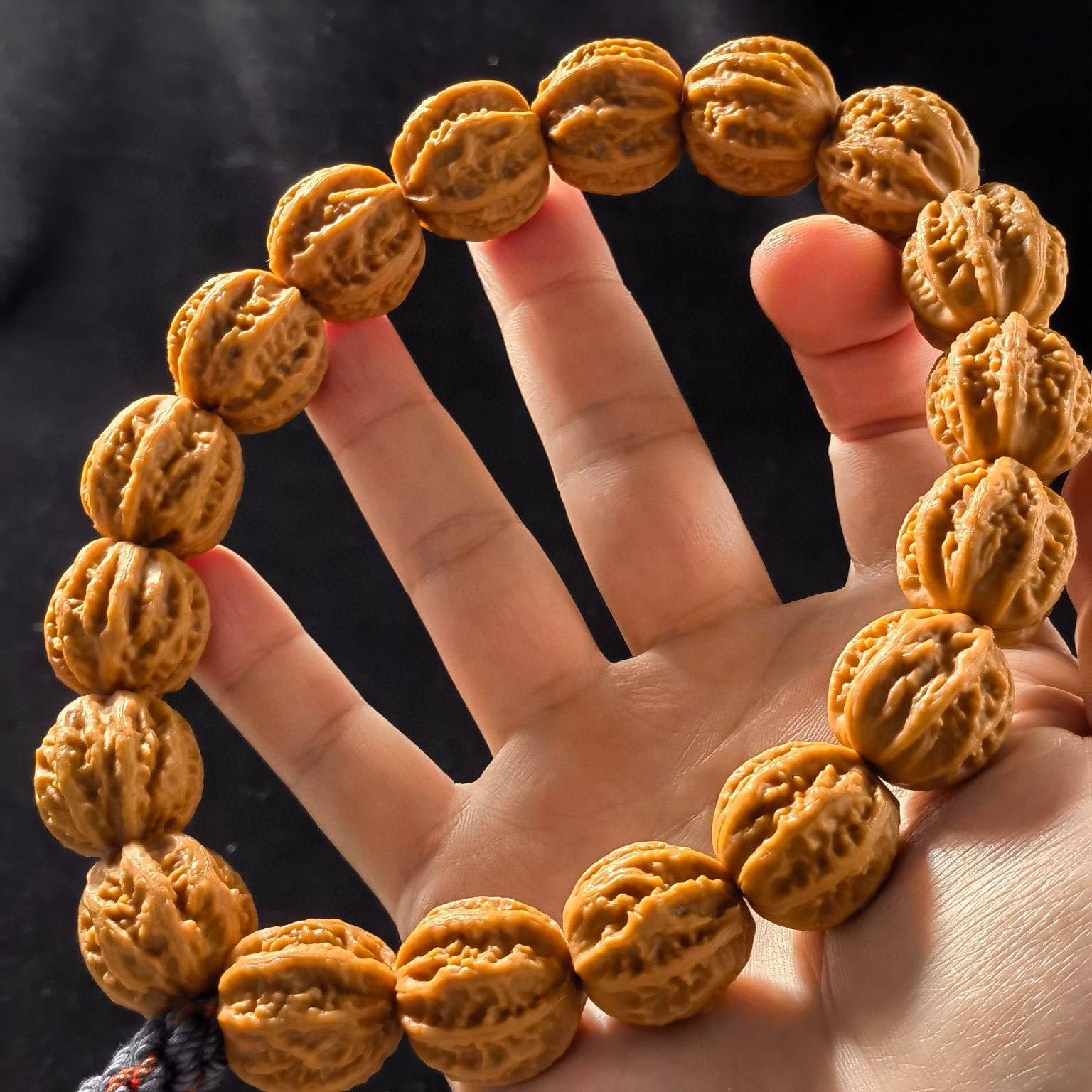 货头高端野生门头沟文玩小核桃粗筋深纹 米字底 京八棱手持西瓜纹