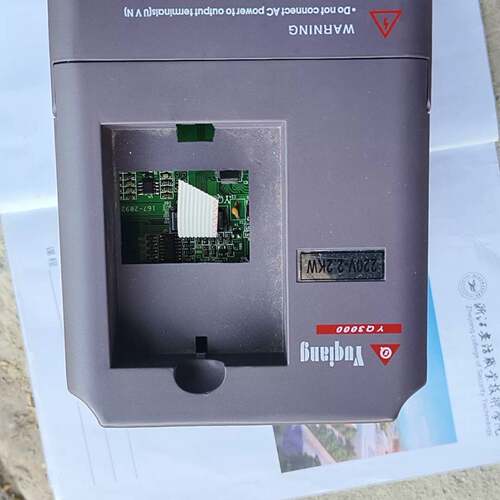 可维修变频器，YQ3000F7-202P2G，2.2千瓦的功议价