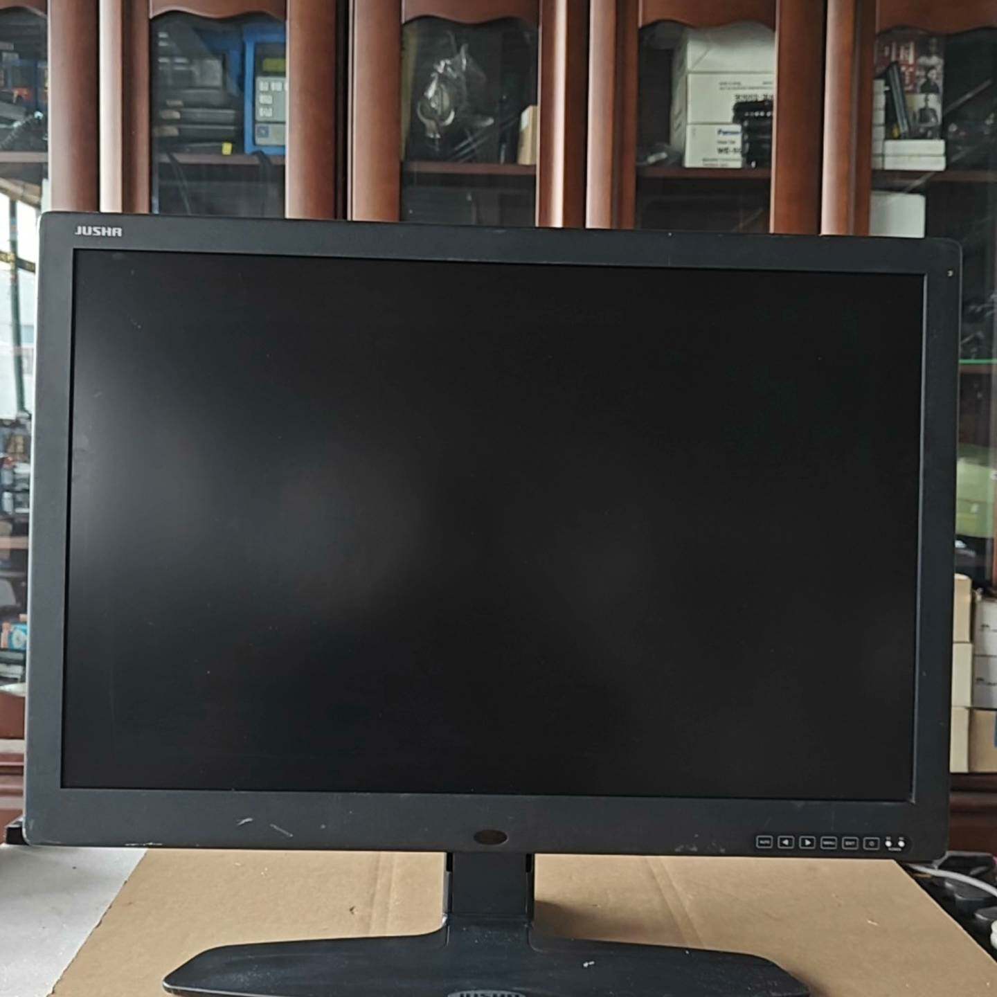 可维修巨鲨C61显示器 6mp其它元器件