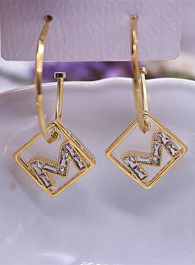 圆圈耳环字母猫眼石2024年新款潮法式夸张耳坠女气质高级大气耳饰