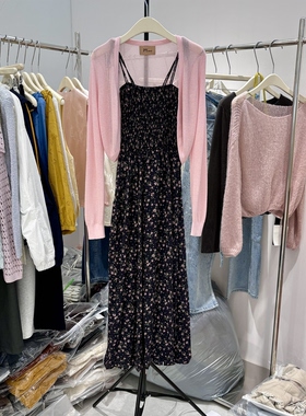 韩系2026春新款两件套显瘦气质开衫法式复古碎花吊带连衣裙66025