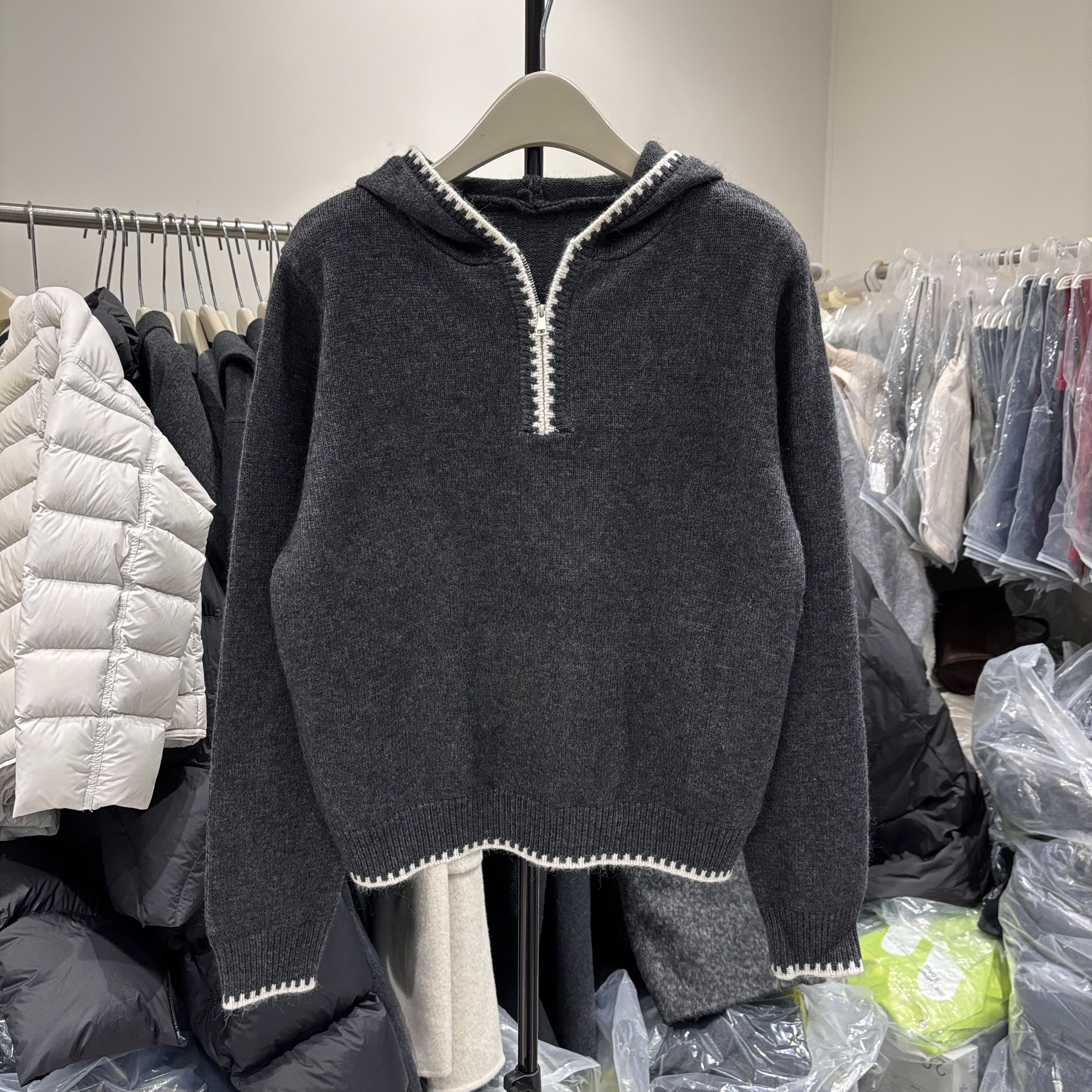 2025冬新69009厚款连帽半拉链撞色拼接韩版针织衫毛衣女宽松上衣