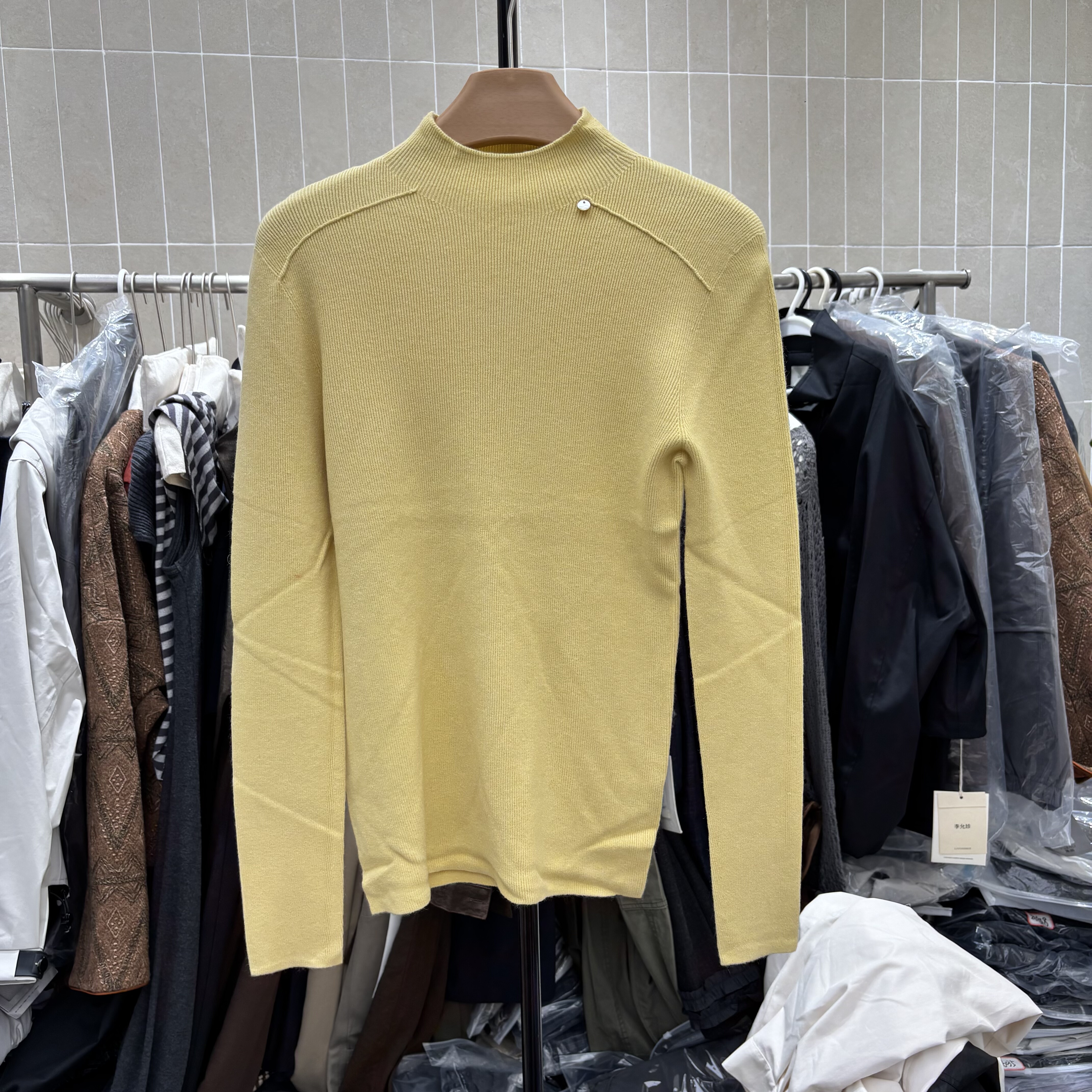 冬季打底王韩系半高领贝壳扣无缝一体毛衫针织衫基础款毛衣23711