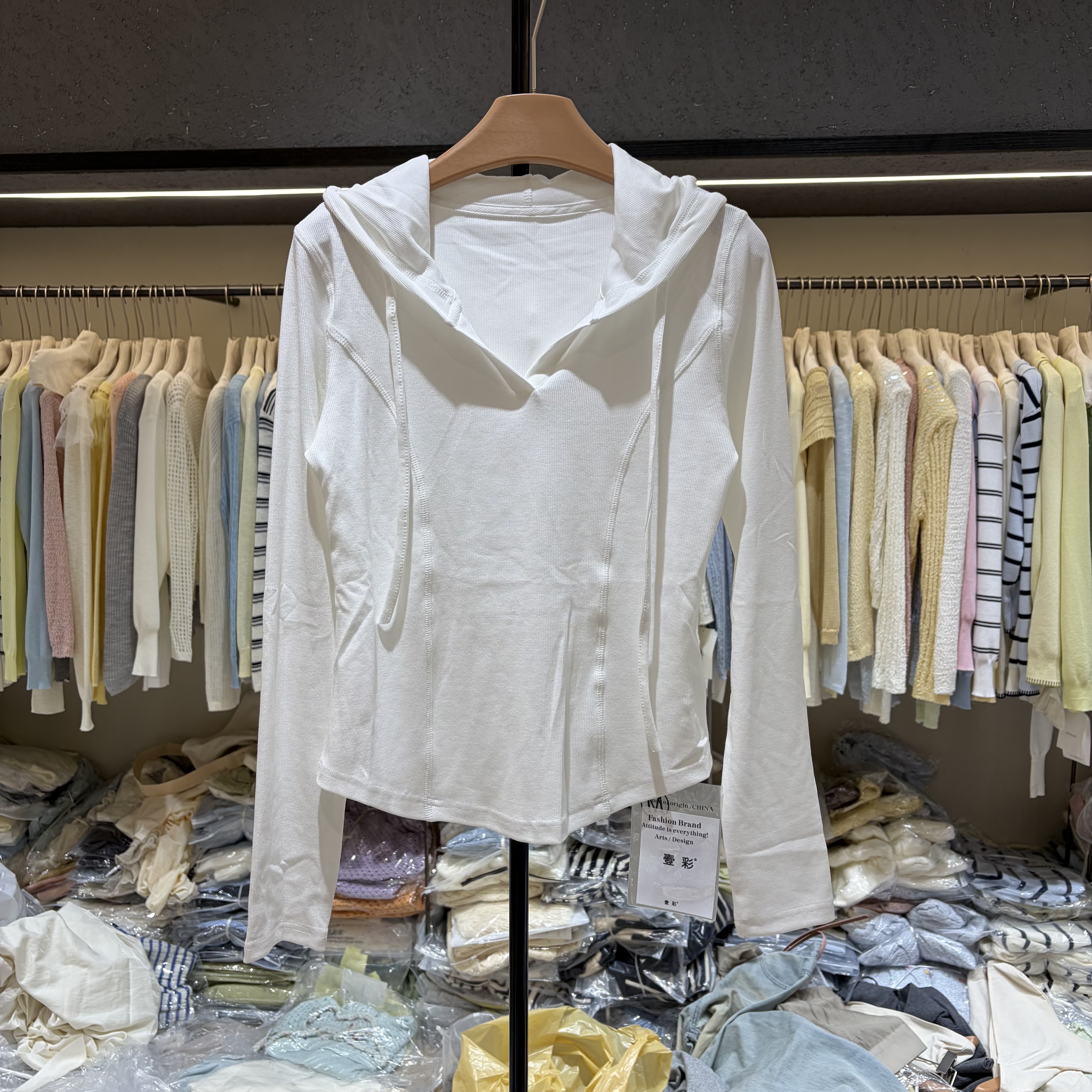 连帽短袖t恤女2026年夏季新款大码胖mm显瘦卫衣不规则V领上衣1377