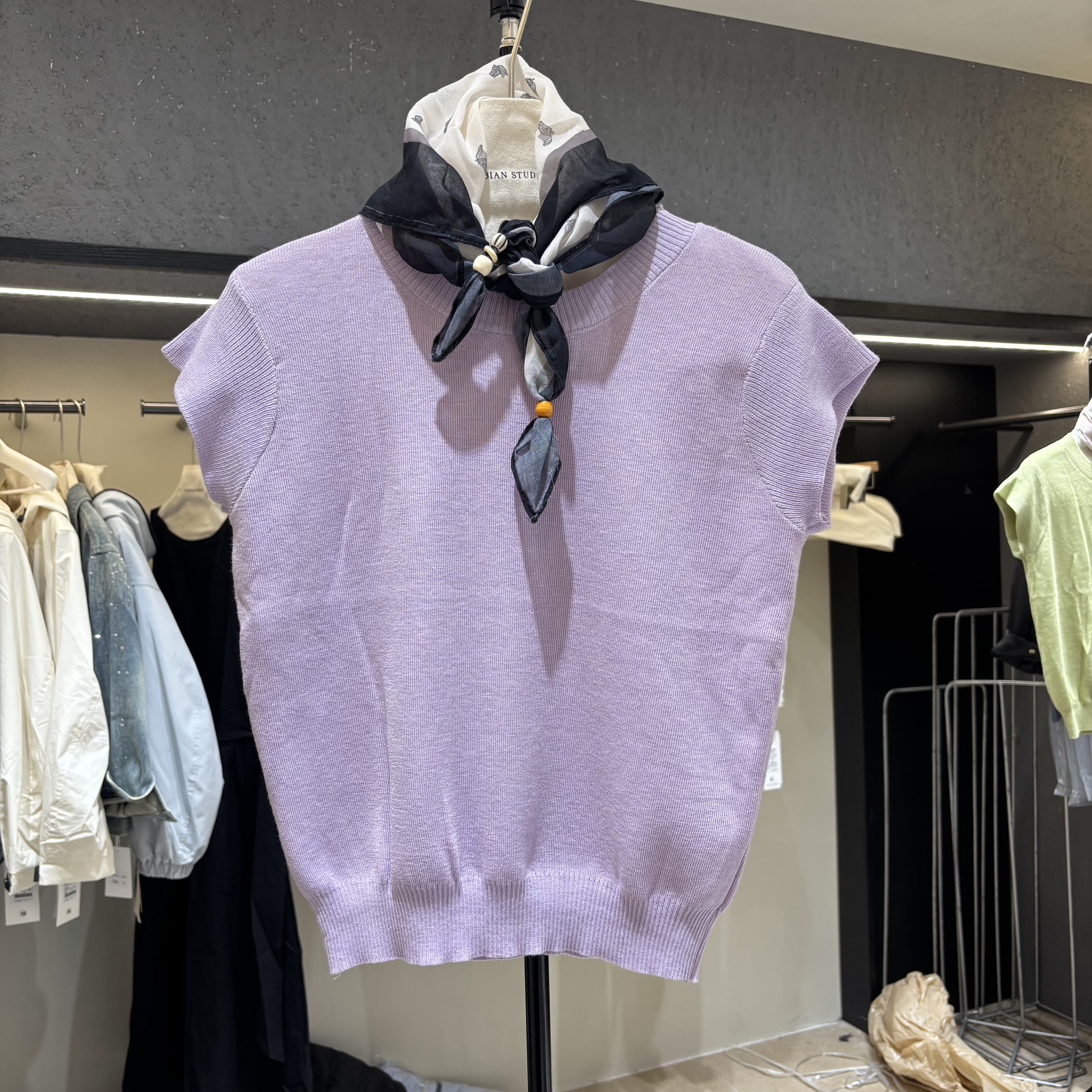 2026春季新款韩版圆领短袖针织衫女小个子百搭上衣配丝巾7737