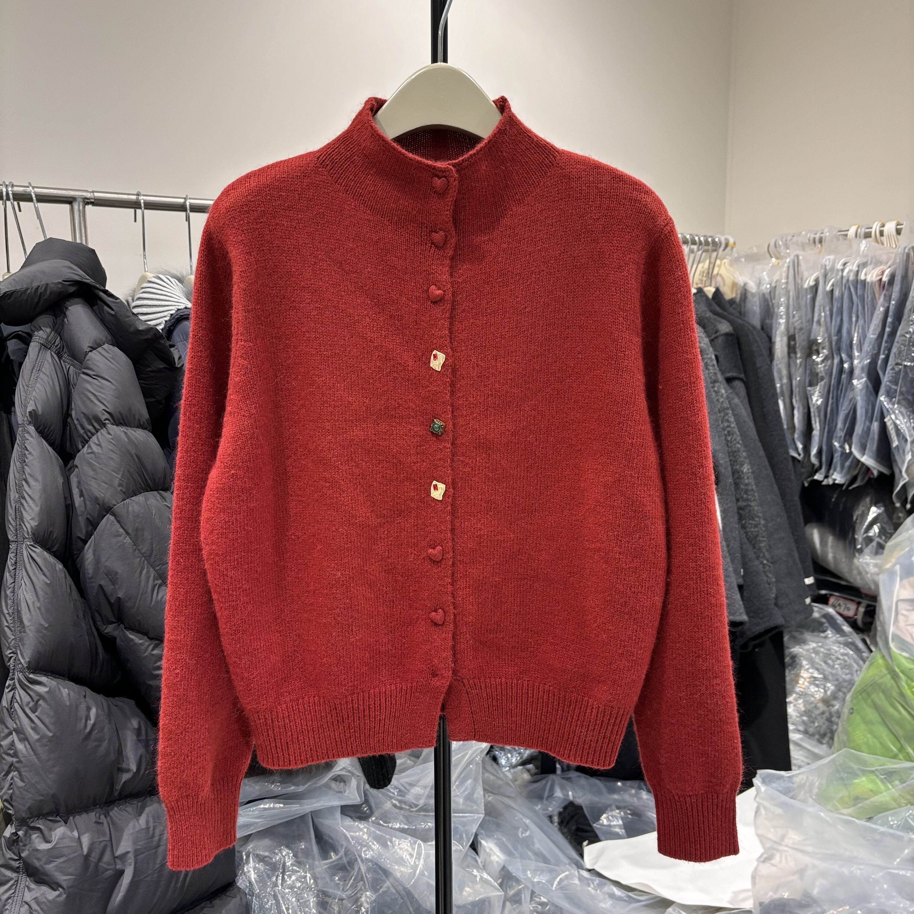 韩系高领别致单排扣设计感羊毛针织开衫女2025冬新款宽松百搭毛衣,女装/女士精品,毛针织衫,淘宝优惠券,粉丝福利购,淘宝优惠卷