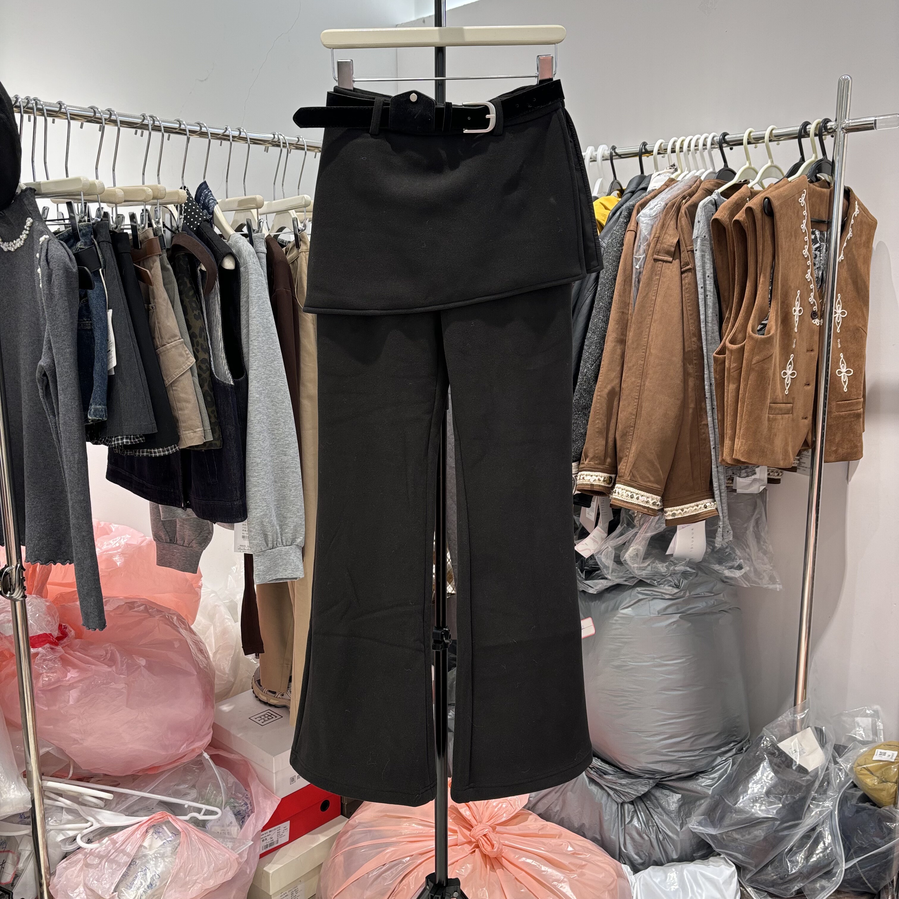 屁帘裤2025秋冬季新款时尚百搭高腰显瘦喇叭裤女休闲微喇裤子