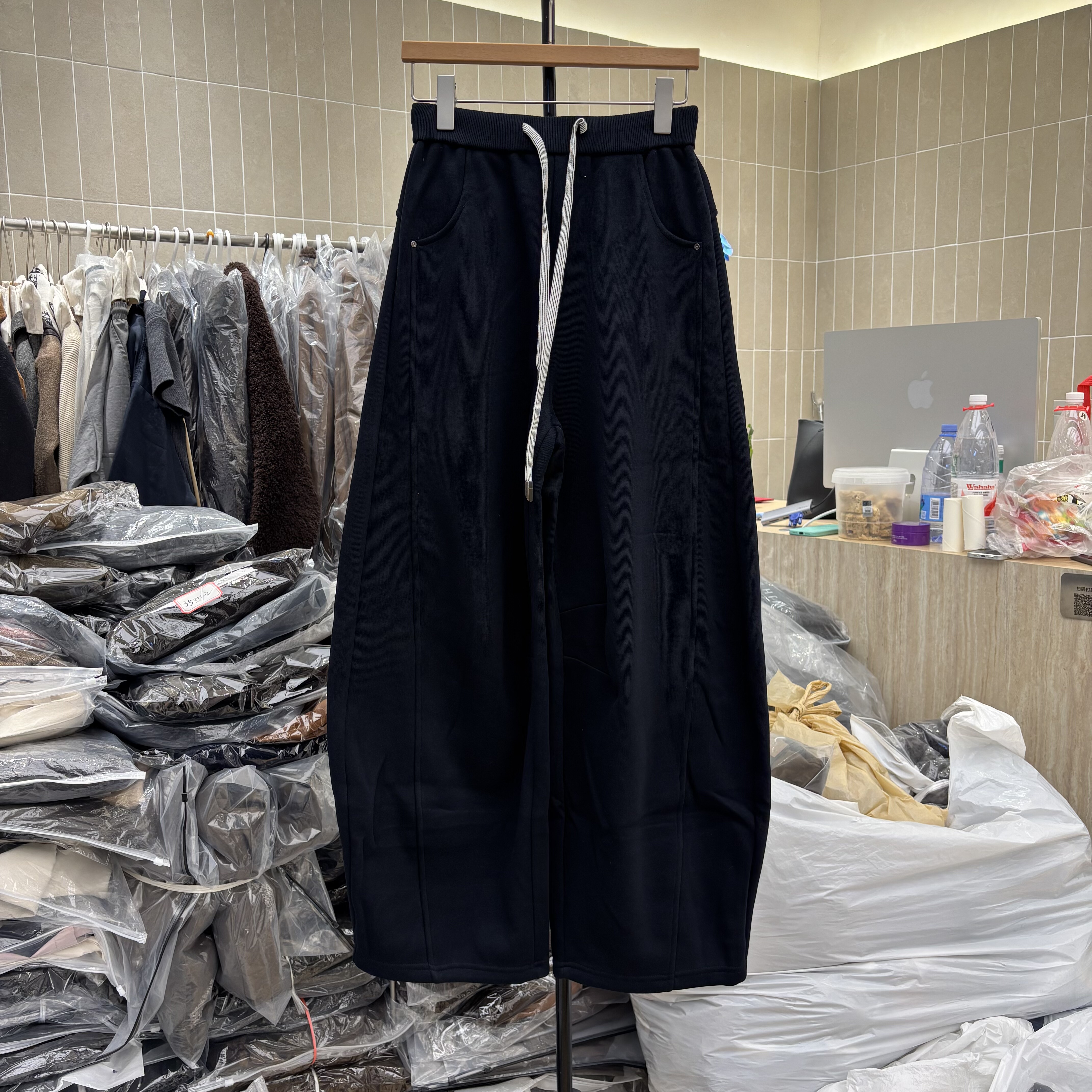 欧货2025秋冬新款高腰显瘦女宽松休闲百搭加绒香蕉裤卫裤3713