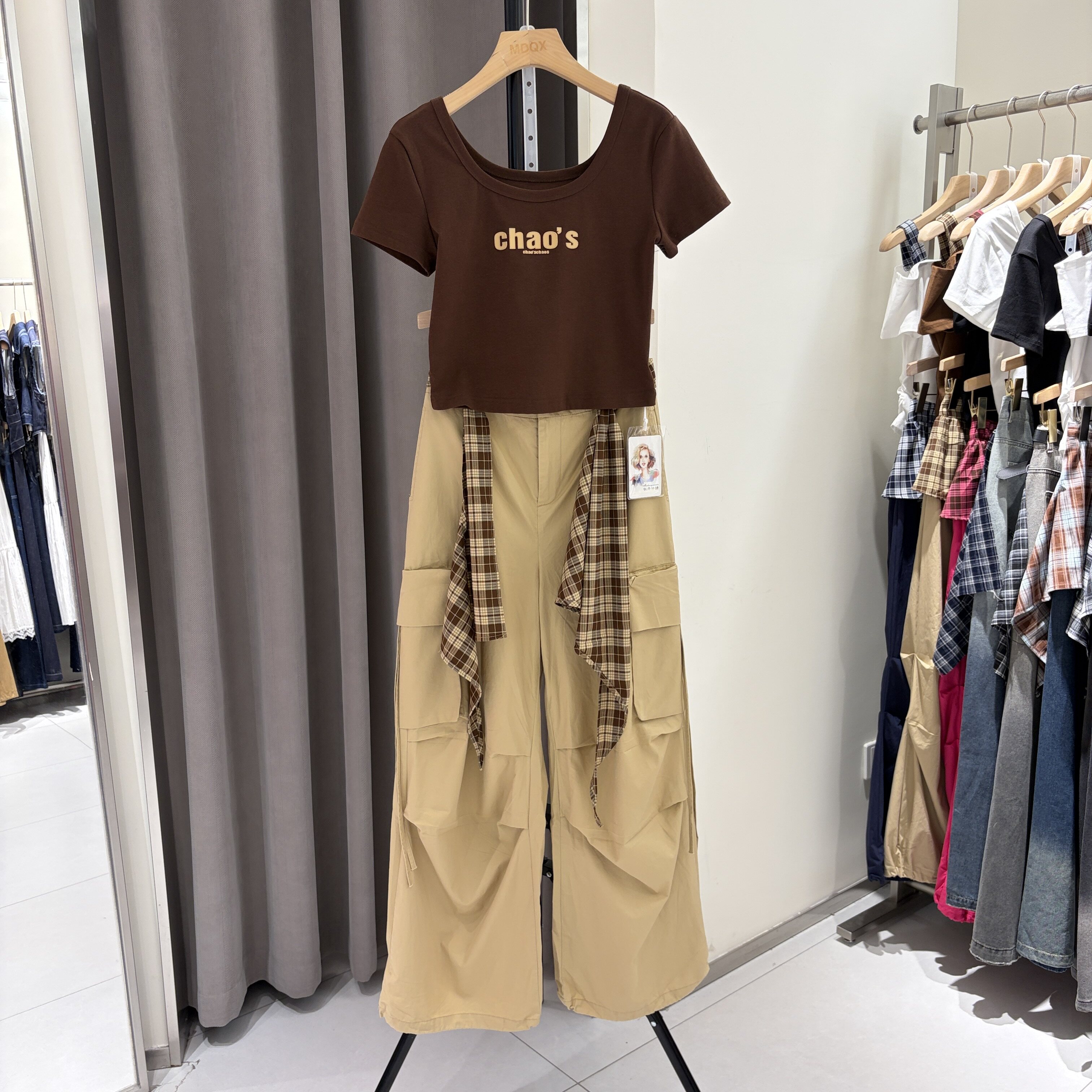 辣妹风字母印花T恤辣妹工装裤两件套女2026夏季新款个性甜酷潮流