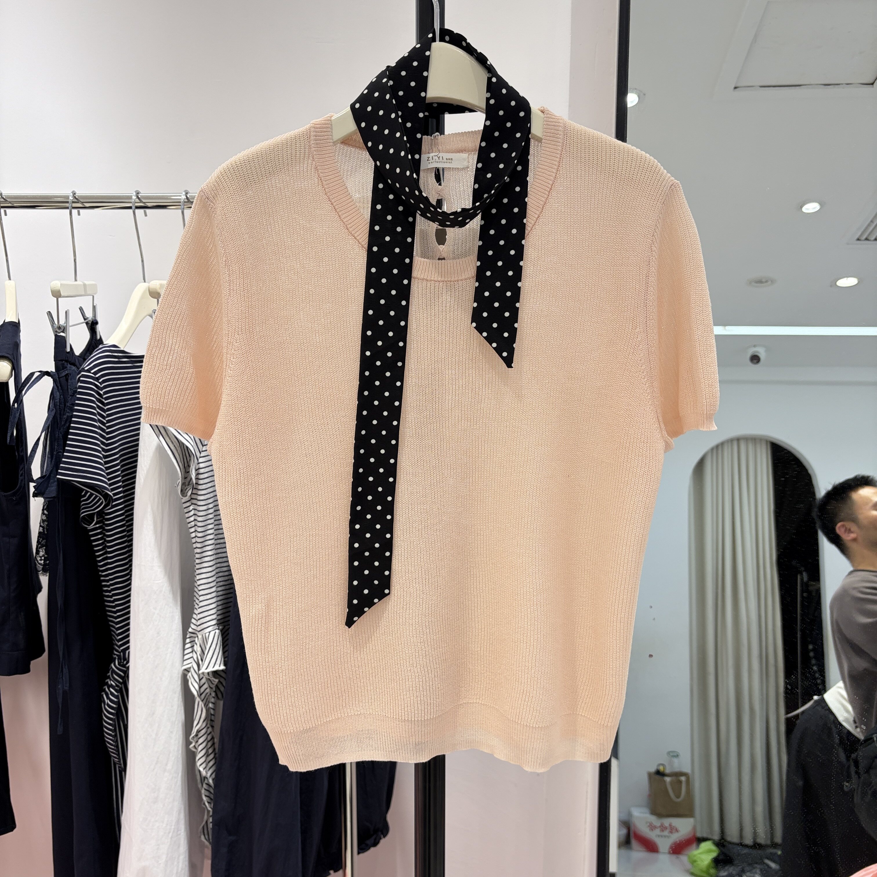 韩版波点飘带圆领麻花针织衫女26春季新款显瘦百搭短袖上衣潮