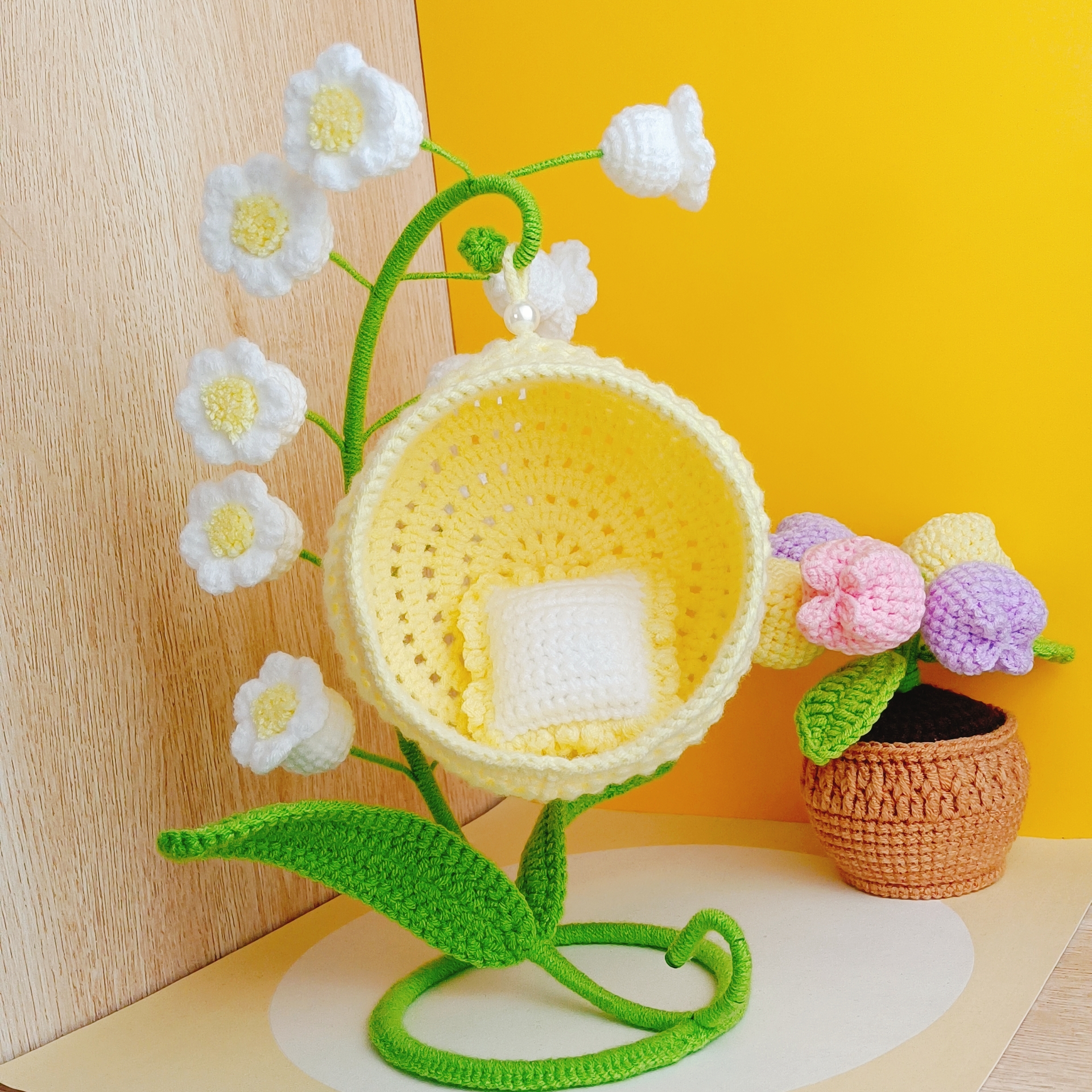 细节严控玩偶吊篮手工钩织