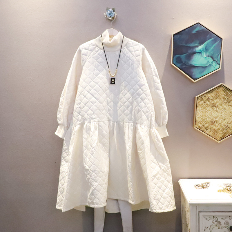 半高领夹棉大摆中长款连衣裙