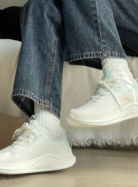 安踏漫步轻质跑步鞋女2025新款软底跑鞋减震透气网面跳绳鞋运动鞋