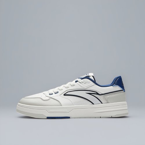 安踏街顽男板鞋时尚休闲小白鞋