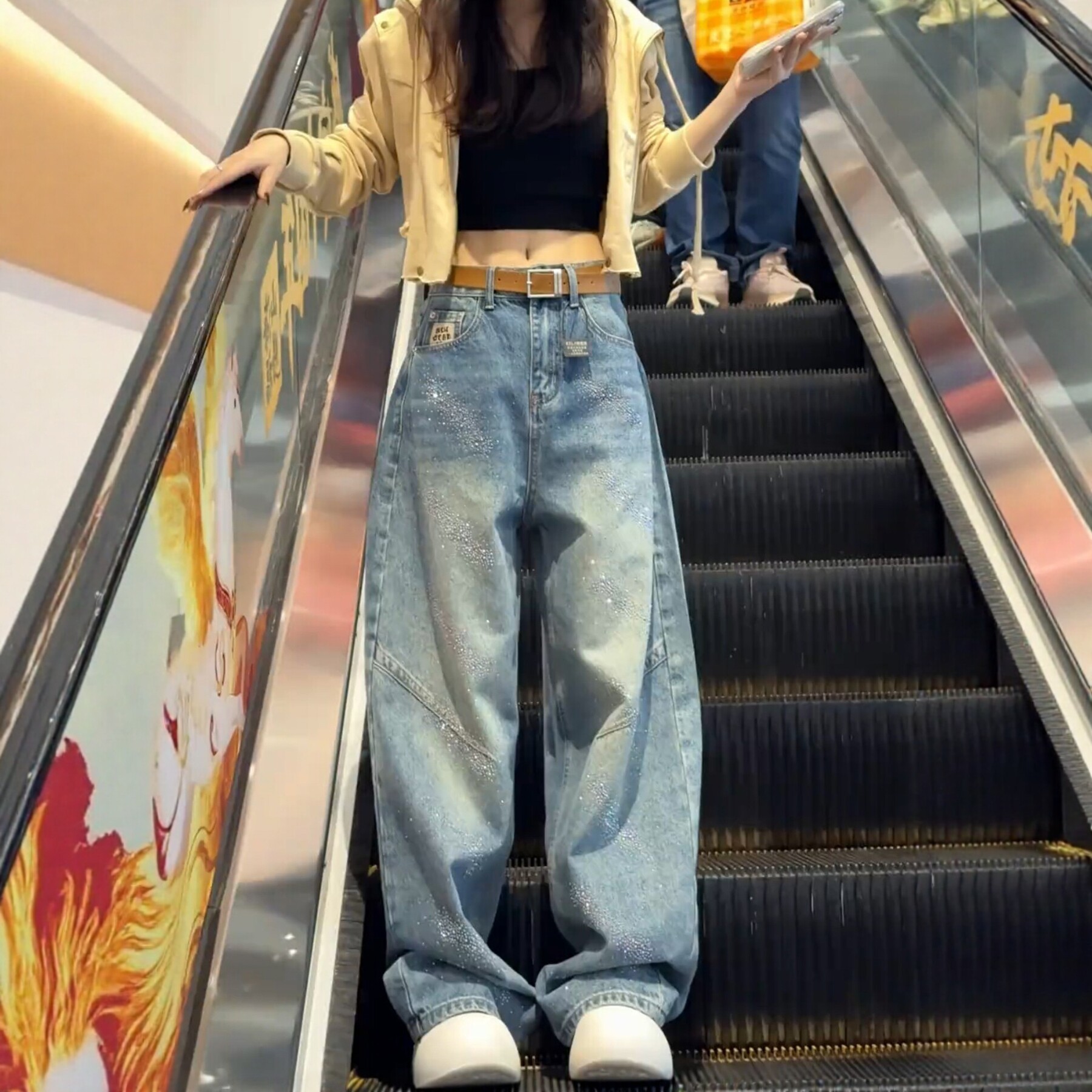 烫钻弯刀阔腿牛仔裤女大码显瘦图片