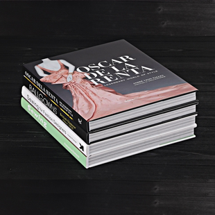 简约样板房间真书摆件可翻阅硬壳外文装饰书杂志英文书本拍摄道具