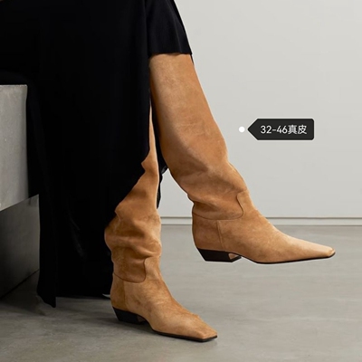大码真皮高筒靴女尖头长筒靴不过膝平底女靴43.44西部骑士靴45.46