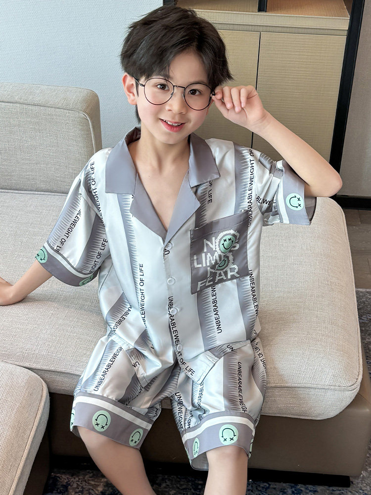 소년 잠옷 여름 2024 새로운 얼음 실크 얇은 섹션 어린이 소년 여름 청소년 큰 어린이 에어컨 가정 의류